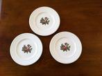 3 Wedgwood "Moss Rose" Gebaksbordjes Nieuw/Onbeschadigd, Nieuw, Ophalen of Verzenden, Bord(en), Overige stijlen