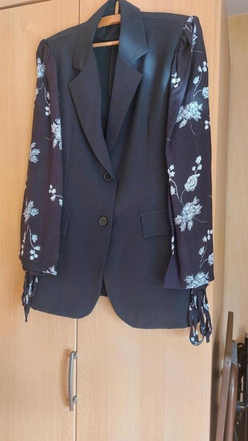 Mooi kleding pakket maat 42, Kleding | Dames, Dames-kledingpakketten, Zo goed als nieuw, Maat 42/44 (L), Ophalen of Verzenden