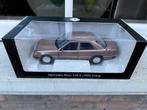 1:18 Mercedes Benz (W124) 230 E Rosewood 1989 - 1993 Norev, Hobby en Vrije tijd, Modelauto's | 1:18, Auto, Norev, Norev, Zo goed als nieuw