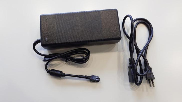 Voeding Boost Kit 8Nm voor Fanatec CSL DD of GT DD Pro, Spelcomputers en Games, Games | Overige, Nieuw, Racen en Vliegen, 1 speler