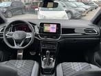 Volkswagen T-Roc 1.5 TSI R-Line AUTOMAAT | Camera | Stoelver, Stof, 4 cilinders, 150 pk, Adaptive Cruise Control
