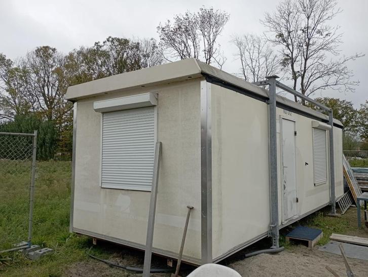 Bouw/woon Unit met toilet, bad meubel, boiler 8 x 3,5 meter, Zakelijke goederen, Machines en Bouw | Keten en Containers, Ophalen