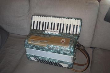 Accordion Marinucci 80 bas beschikbaar voor biedingen