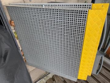 Oprijplaat voor rolstoel of rollator beschikbaar voor biedingen