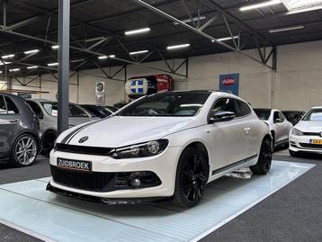 Volkswagen Scirocco 1.4 TSI 122PK MAXTON Airco PANODAK Young beschikbaar voor biedingen