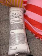 Donzen dons veren kussen 50x50 h&m home, Huis en Inrichting, Woonaccessoires | Kussens, Ophalen, Nieuw, Roze, Vierkant