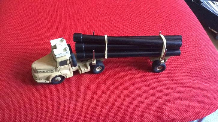 DINKT TOYS TRACTEUR UNIC + PIJPEN ZEER FRAAI STEUNEN OOK 👌, Hobby en Vrije tijd, Modelauto's | 1:50, Zo goed als nieuw, Bus of Vrachtwagen