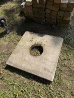 Betonnen Metselsteen met Gat, Doe-het-zelf en Verbouw, Ophalen of Verzenden, Gebruikt, Beton