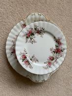 Gebakstel royal Albert, Ophalen