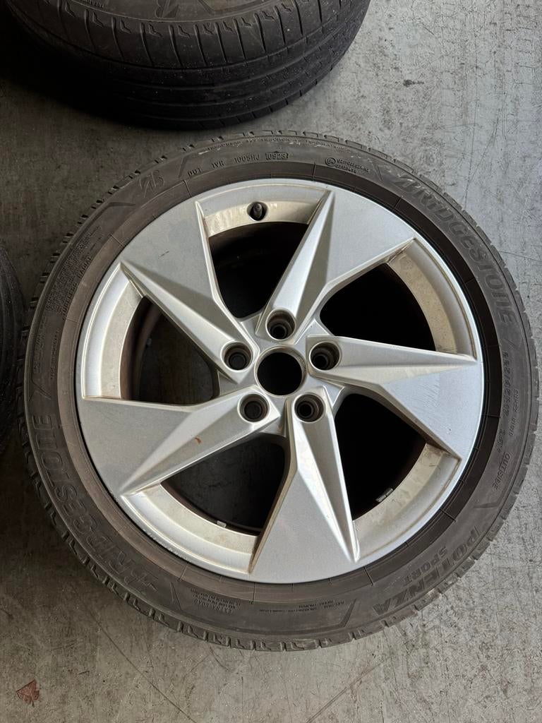 Zomerset met Bridgestone 225/45/R17 zomerbanden Audi A3 8Y, Auto-onderdelen, Banden en Velgen, Ophalen, Gebruikt, Banden en Velgen