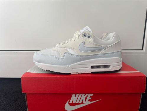 Nike Air Max 1 (size 36,5), Kleding | Heren, Schoenen, Nieuw, Sneakers of Gympen, Wit, Ophalen of Verzenden