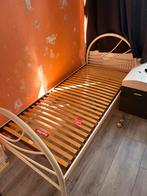 Ijzerframe bed met lattenbodem, Huis en Inrichting, Ophalen, 90 cm, Eenpersoons, Wit