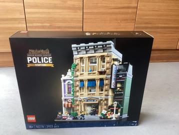 LEGO Politiebureau 10278 - Nieuw in doos! beschikbaar voor biedingen