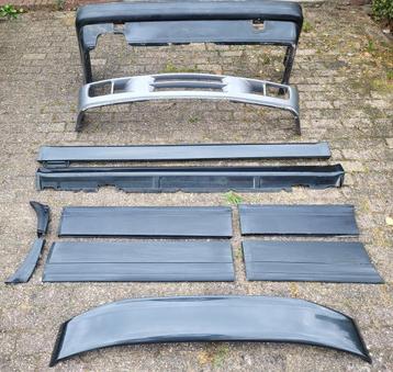 OEM BMW E30 M-TECH 2 SET 4 DEURS ORIGINEEL BIJNA COMPLEET