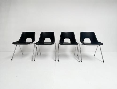 Set van 4 Järvo stoelen van Niels Gammelgaard, 1980's, Huis en Inrichting, Stoelen, Gebruikt, Vier, Kunststof, Metaal, Zwart, Ophalen of Verzenden