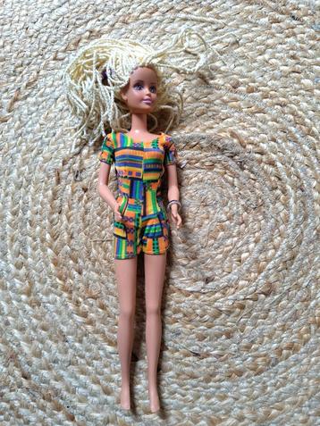Leuke Barbie pop gevonden op zolder! beschikbaar voor biedingen