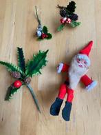 Antieke Kerstman en 3 takjes Kerst groen bes hulst paddensto, Diversen, Kerst, Ophalen of Verzenden, Zo goed als nieuw
