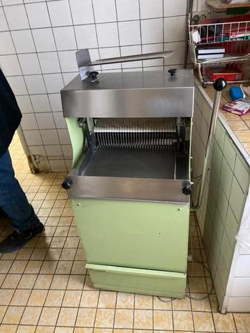 Diverse occassion bakkerijmachines beschikbaar voor biedingen
