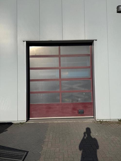 Overheaddeur-garagedeur 3x3 en 3.5 bxh 2 stuks ook per stuk, Doe-het-zelf en Verbouw, Deuren en Horren, Gebruikt, Garagedeur, 215 cm of meer