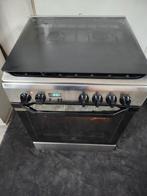Indesit gasfornuis 60cm met heteluchtoven werkt super, Witgoed en Apparatuur, Fornuizen, Ophalen, Minder dan 85 cm, 4 kookzones