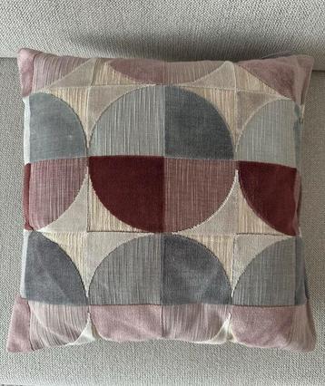 Club Sierkussen 45x45 beschikbaar voor biedingen