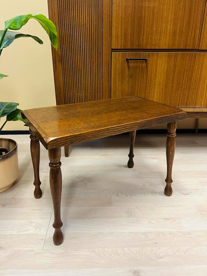 Prachtige Vintage eiken Houten Bijzettafel / Salontafel, Huis en Inrichting, Tafels | Bijzettafels, Zo goed als nieuw, Rechthoekig