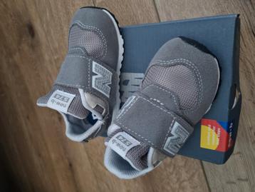 New balance sneakers maat 21 beschikbaar voor biedingen