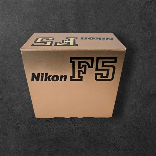 NIKON F5 (NIEUW in originele verpakking), Audio, Tv en Foto, Fotocamera's Analoog, Nieuw, Spiegelreflex, Nikon, Ophalen of Verzenden