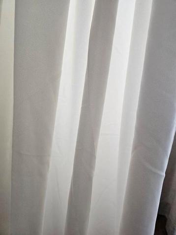 Offwhite gordijnen V36 beschikbaar voor biedingen