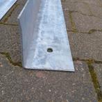 Te koop meerderen gegalvaniseerde hoeklijnen, Doe-het-zelf en Verbouw, Ophalen, Nieuw