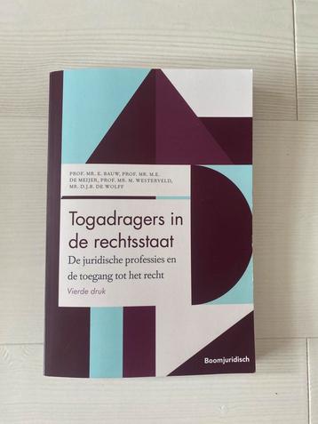 E. Bauw - Togadragers in de rechtsstaat beschikbaar voor biedingen