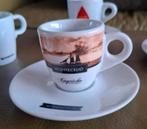 6 nespresso kopjes en 5 schotels, Ophalen of Verzenden