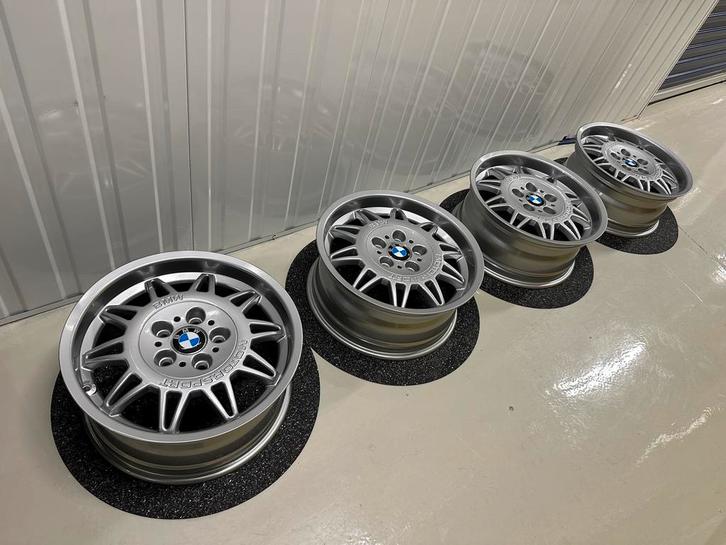 17'' Bmw Styling 22 Velgen BMW E36 M3 SET Origineel NIEUW, Auto-onderdelen, Banden en Velgen, Velg(en), Zomerbanden, 17 inch, 225 mm