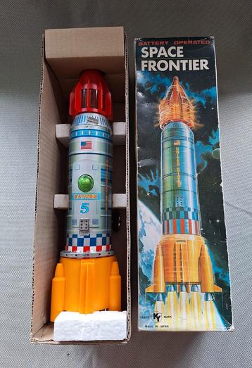 Vintage Space Frontier Saturn Raket - Yoshino Toy Co. beschikbaar voor biedingen