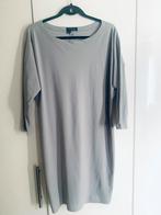 La Dress jurk/tuniek Carla in krijtgrijs mt M + sash, Verzenden, Zo goed als nieuw, Boven de knie