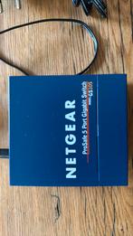 Netgear GS105 5 poort Gigabyte Switch, Computers en Software, Netwerk switches, Ophalen of Verzenden, Zo goed als nieuw