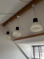 3 grote plafondlampen, Ophalen