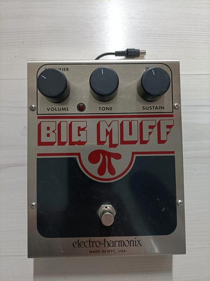 Electro Harmonix Big Muff Fuzz Pedaal, Muziek en Instrumenten, Effecten, Ophalen of Verzenden