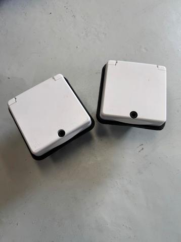 Stopcontact IP44 voor caravan of camper beschikbaar voor biedingen