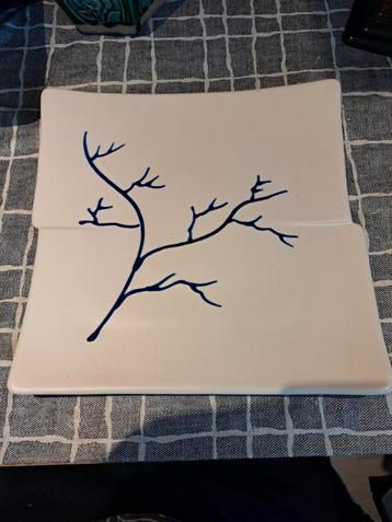 Gesigneerd Bord met Tak Design beschikbaar voor biedingen