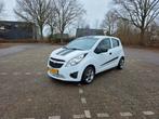 Chevrolet Spark 1.0 Bifuel 2012 Wit, 15 km/l, 37 €/maand, 4 cilinders, Wit