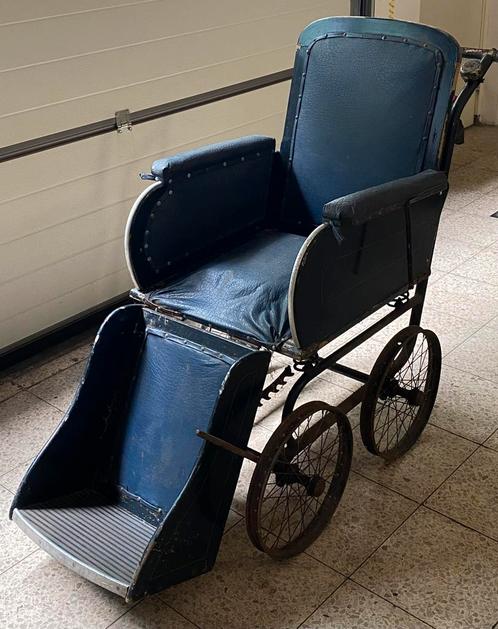 Prachtige Vintage verstelbare rolstoel, Antiek en Kunst, Antiek | Schalen, Ophalen