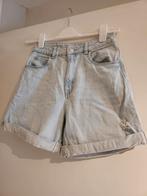 Jeans short korte denim broek maat 34  page one, Kleding | Dames, Blauw, Ophalen of Verzenden, Zo goed als nieuw, W27 (confectie 34) of kleiner