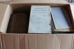 Doos met oude boeken. Theologie, geschiedenis, atlassen, Ophalen of Verzenden