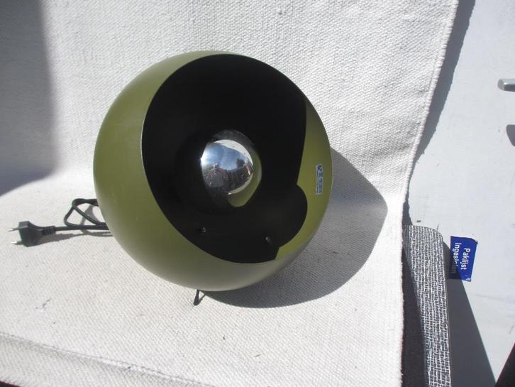 Tafellamp Present Time Ball XL groen mat, Huis en Inrichting, Lampen | Tafellampen, Gebruikt, Minder dan 50 cm, Metaal, Ophalen of Verzenden