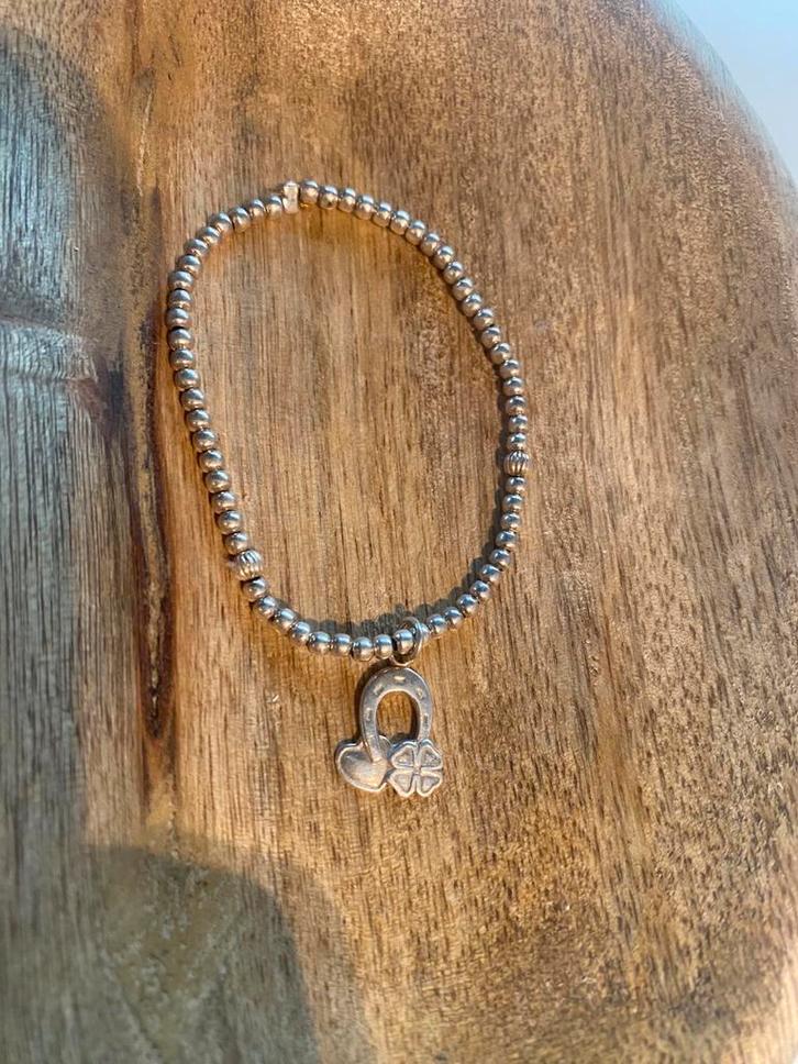 Zilveren kinderarmbandje - Sisters, Sieraden, Tassen en Uiterlijk, Armbanden, Nieuw, Zilver, Met bedels of kralen, Ophalen of Verzenden