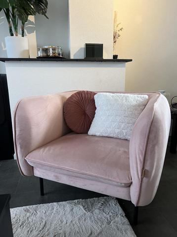 Fauteuil fluweel design loungestoel – comfortabele armstoel beschikbaar voor biedingen