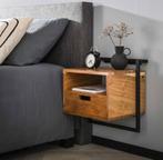 Houten industriële nachtkastje! 2 STUKS!, Huis en Inrichting, Slaapkamer | Nachtkastjes, Ophalen, Zo goed als nieuw, Hout