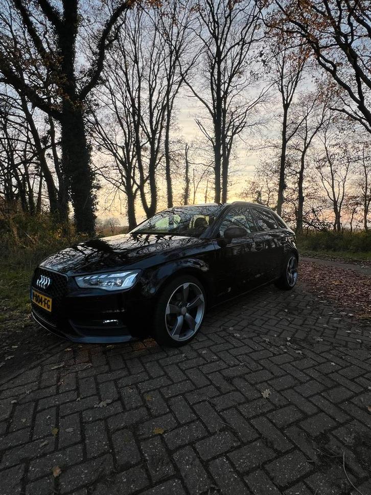 Audi A3 1.4 Tfsi 90KW Sportback 2013 Zwart, Auto's, Audi, Particulier, A3, Benzine, A, Hatchback, Handgeschakeld, Geïmporteerd