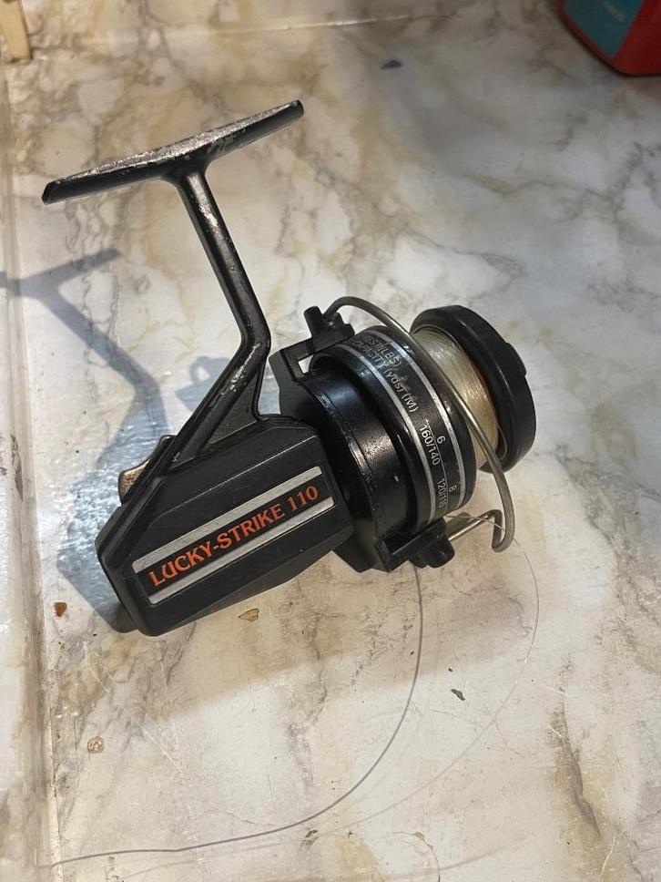 Lucky Strike 110 vis molen, Watersport en Boten, Hengelsport | Algemeen, Gebruikt, Molen, Ophalen of Verzenden